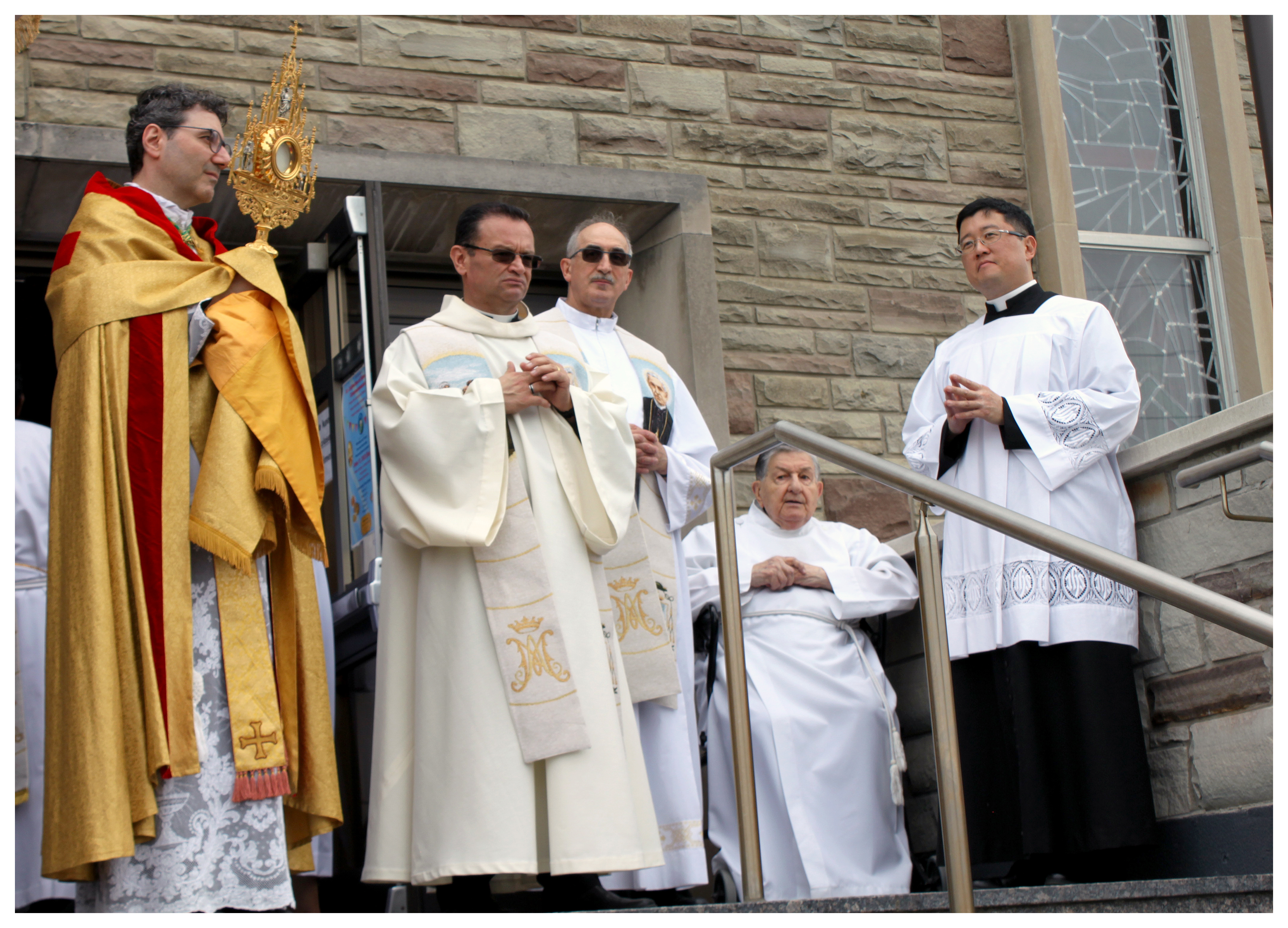Archbishop Visits St. Catherine of Siena
