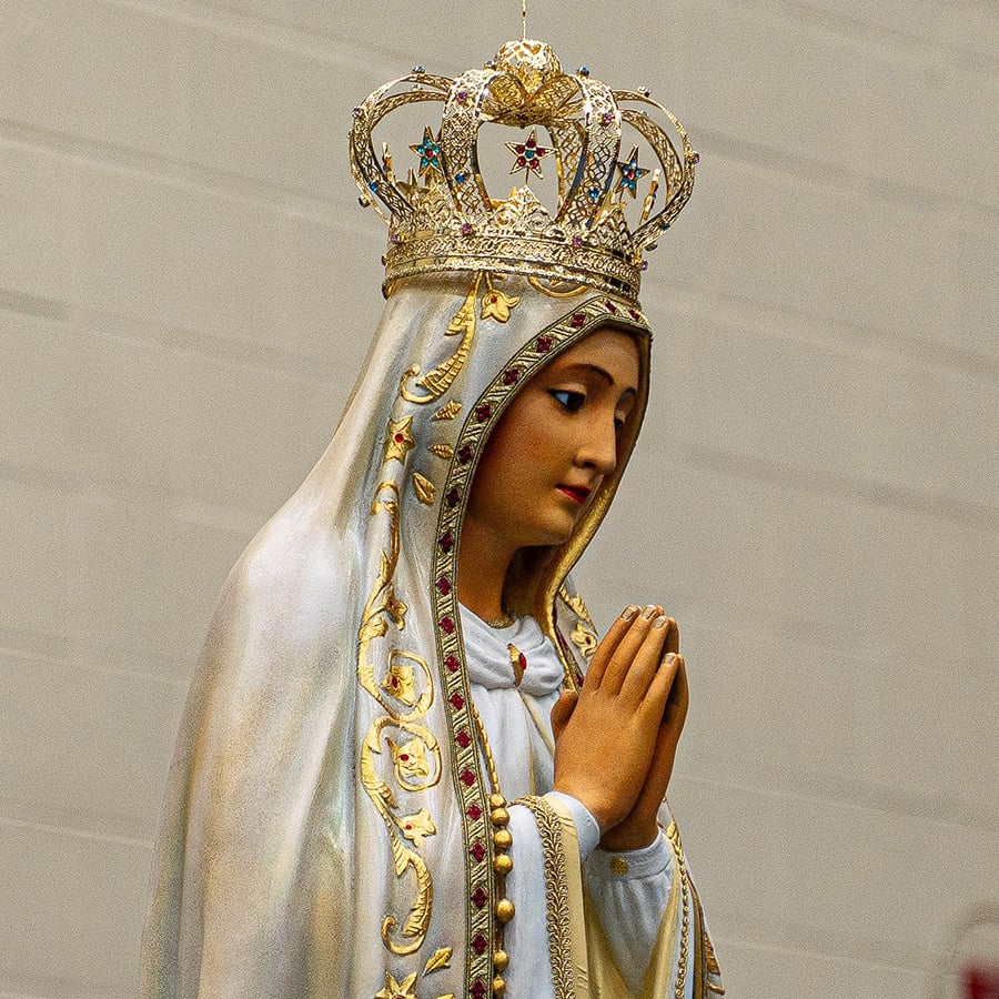 A Day With Mary - Our Blessed Mother