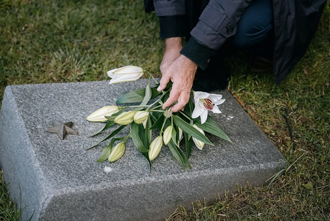 Grave-DOR-Bereaved.png
