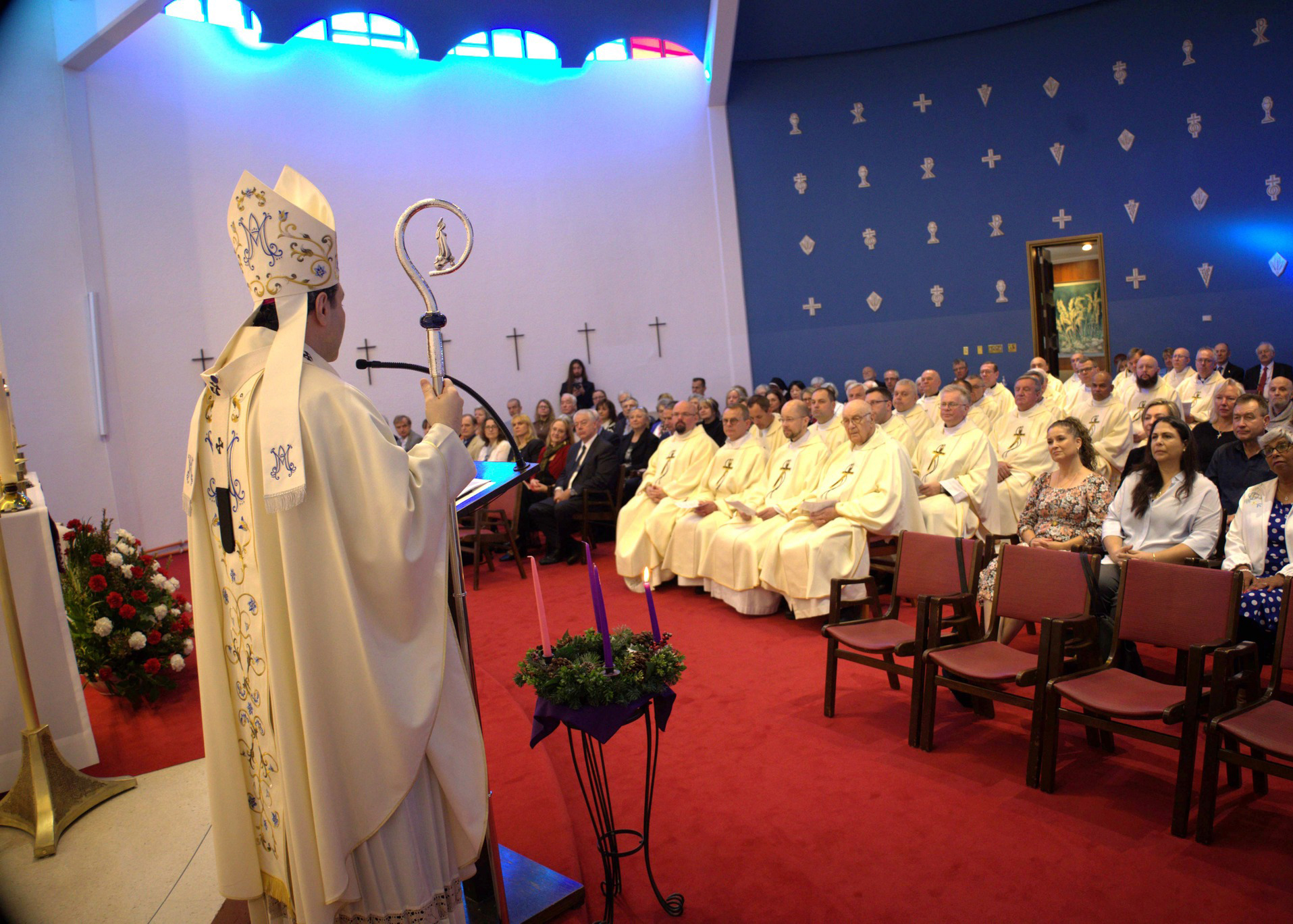 Archbishop Leo at Queen of Apostles