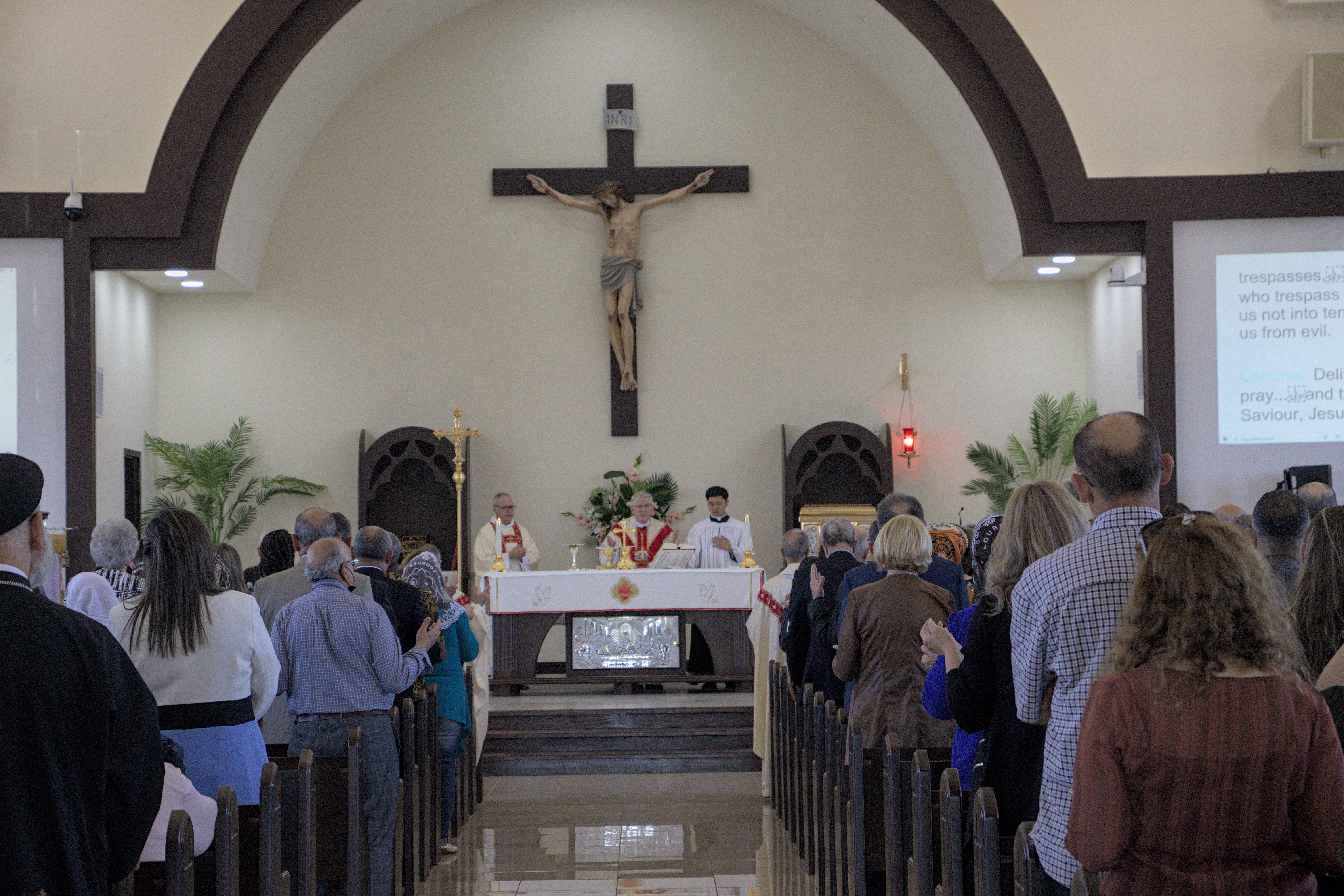 Cardinal Collins celebrating Mass