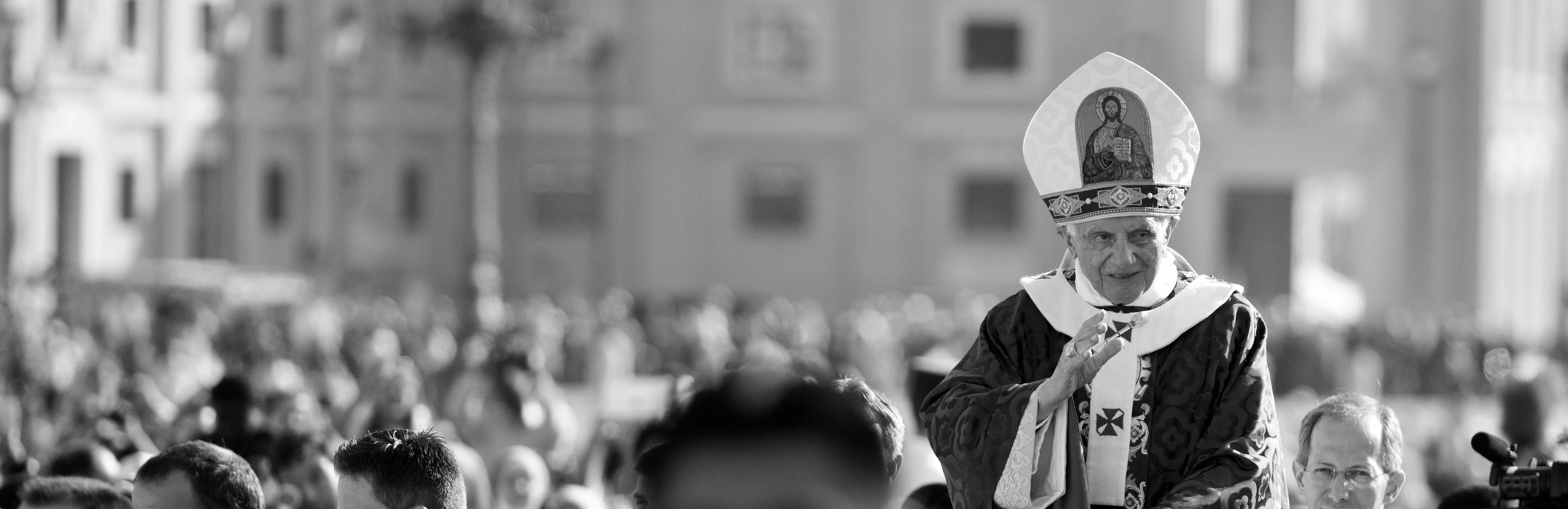 Pope Benedict waving