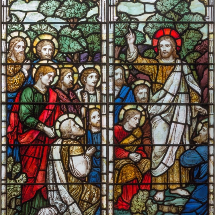 image of stained glass window of Jesus and His disciples
