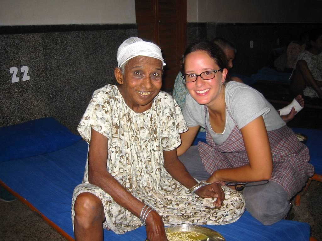 Jacqueline Nivet volunteering in India